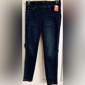 Ankle Skinny Jeans petite M from SPANX
